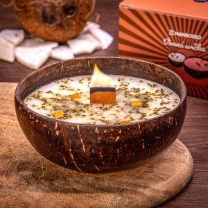 Kokosnusskerze mit knisterndem Holzdocht und intensivem Duft - Coconut 300g